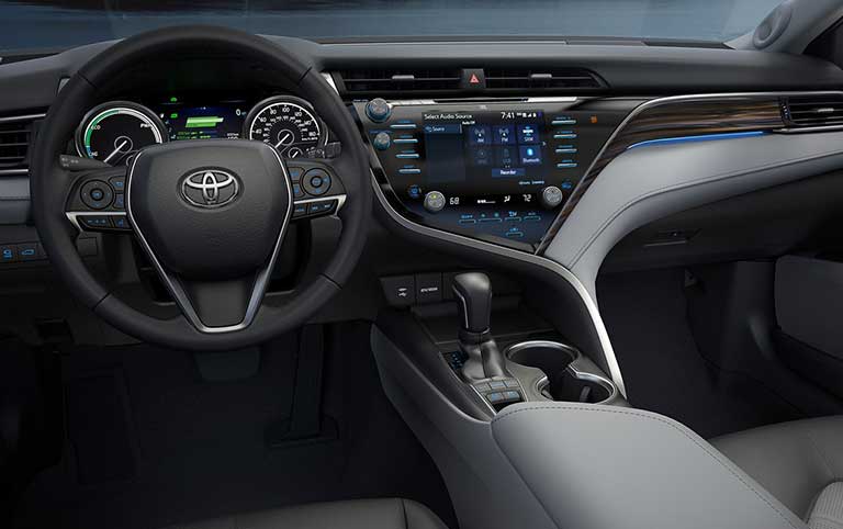toyota-camry-2019-sl-6