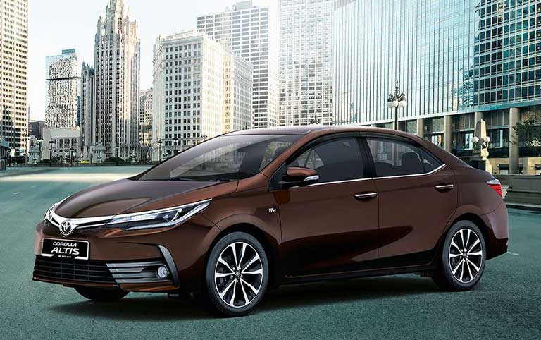 toyota-corolla-altis-2-0v-2019