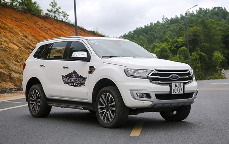 calang-ford-everest-biturbo-sl-3