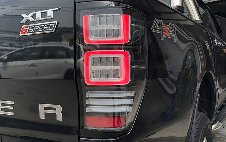 den-hau-led-xe-ford-ranger-sl-4