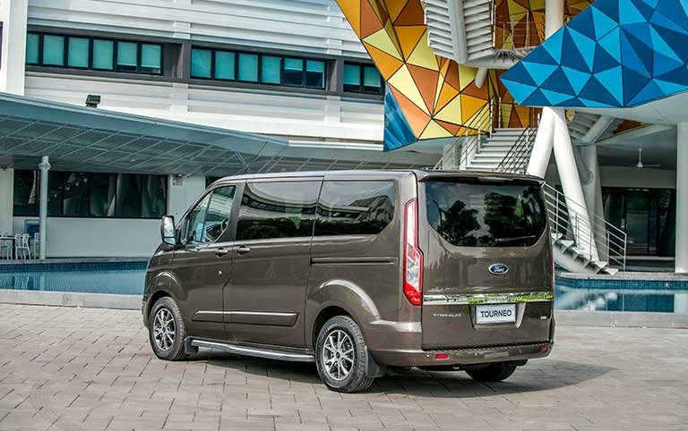 ford-tourneo-titanium-2019-sl-3