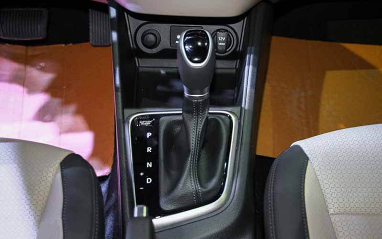 hyundai-accent-1-4at-ban-dac-biet-10