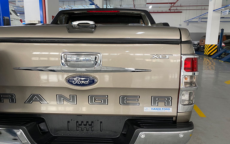 nap-thung-thap-all-new-ford-ranger-2016-sl-5