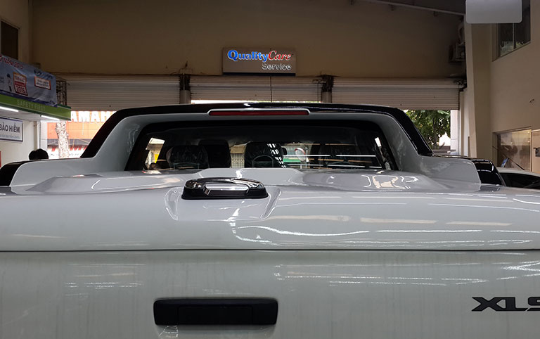 nap-thung-thap-ford-ranger-op-tao-dang-the-thao-7