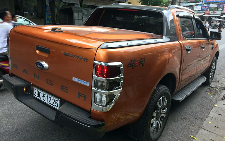 nap-thung-thap-ford-ranger-wildtrack-2017-8