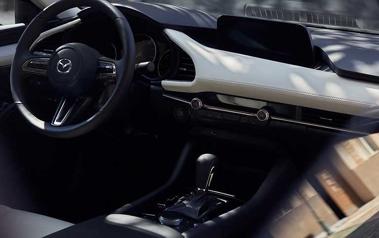 mazda-3-luxury-sedan-1-5l-2019-8