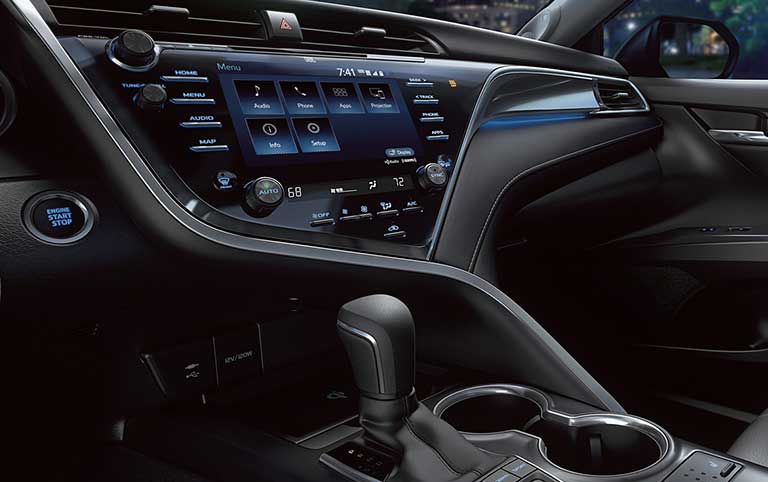 toyota-camry-2019-18