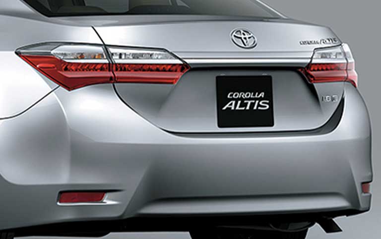 toyota-corolla-altis-1-8e-cvt-2019-4