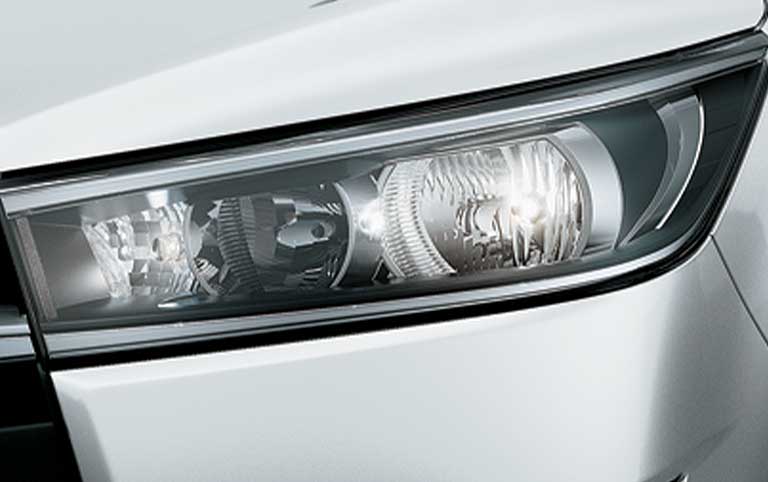 toyota-innova-g-2-0at-2019-3