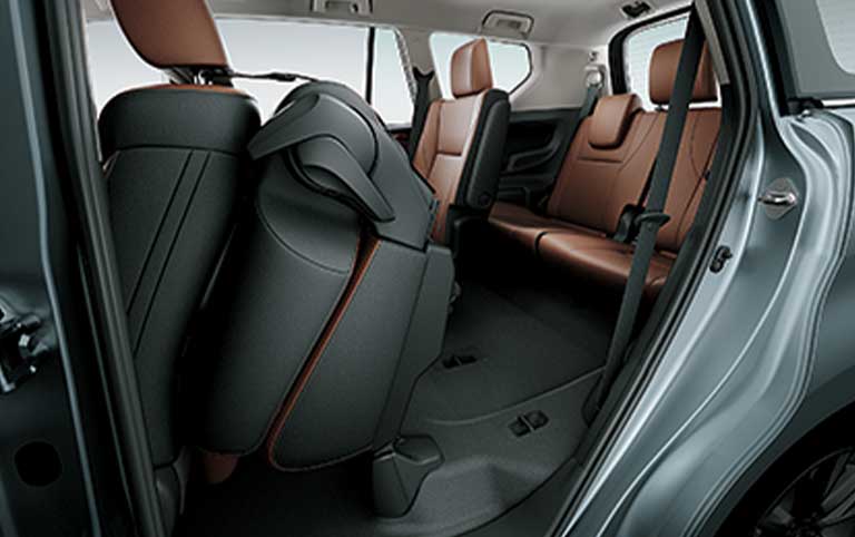 toyota-innova-v-2-0at-2019-6