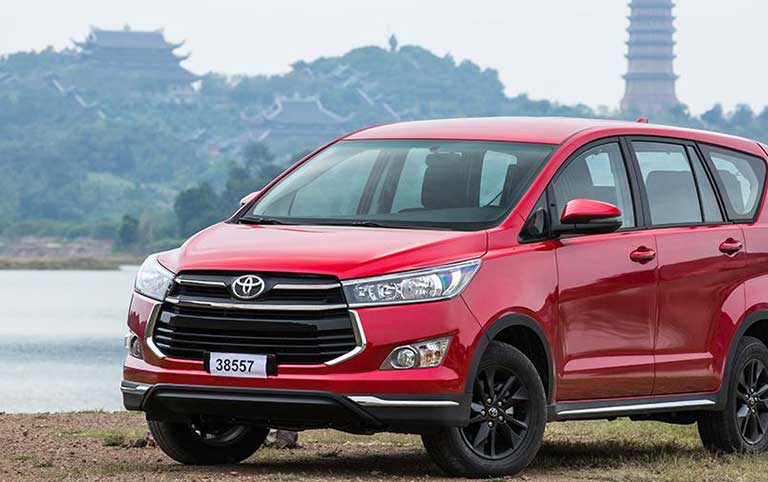 toyota-innova-venturer-2019-3